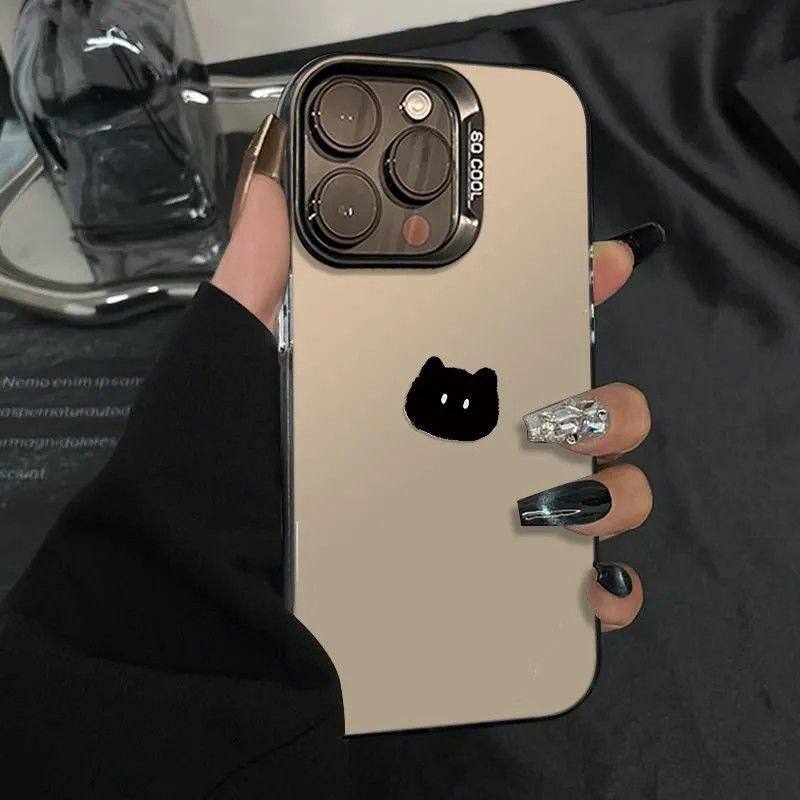 Cute Minimal Kitten Face Case
