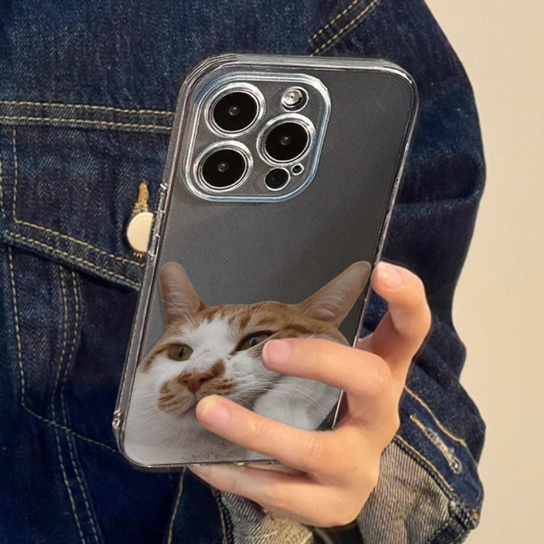 Cute Chin-Resting Kitty Clear Case