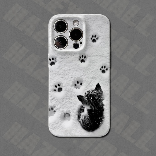 Snow Pawprints Kitty Case
