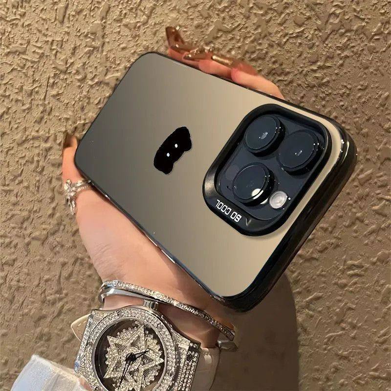 Cute Minimal Kitten Face Case