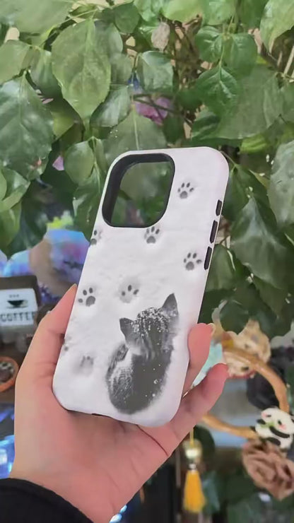 Snow Pawprints Kitty Case